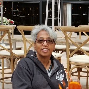 Meet your Posher, Lynda